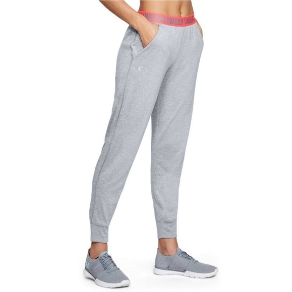 Under Armour Pants - Under Armor Heat Gear Work Out Pink Pants Small